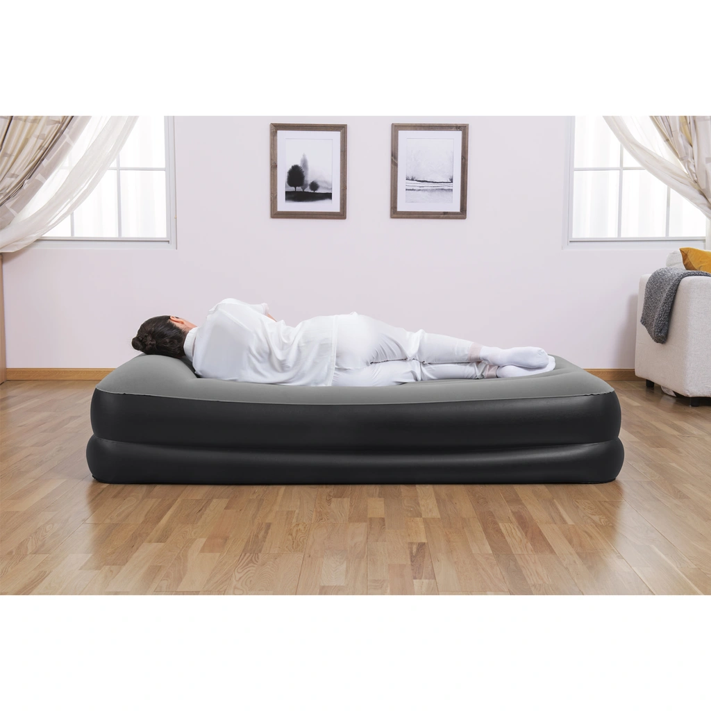 Luftmadrass Tritech Dubbel 1,91m x 97cm x 46cm m. Pump