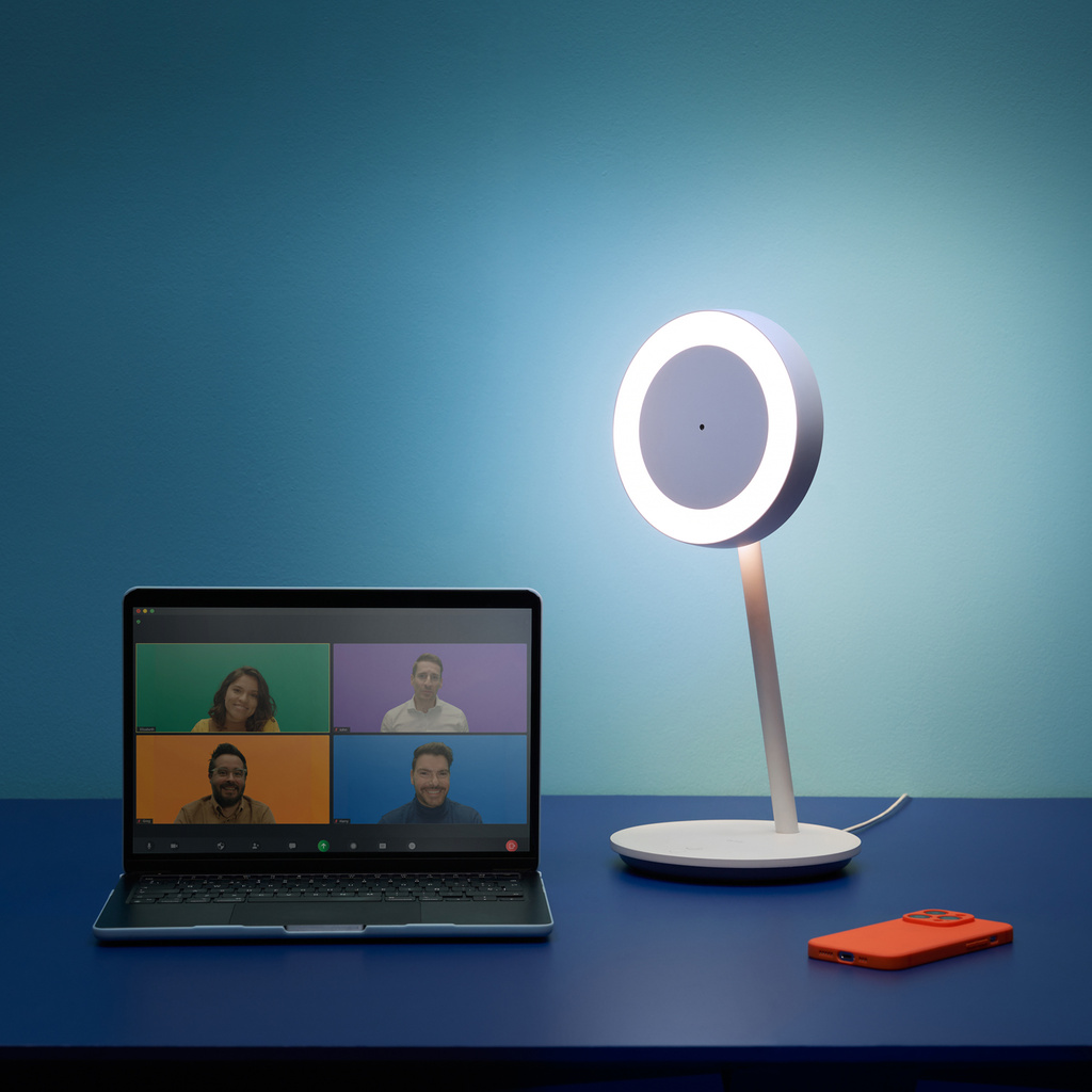 Portrait Smart skrivbordslampa/belysning för videosamtal 600lm
