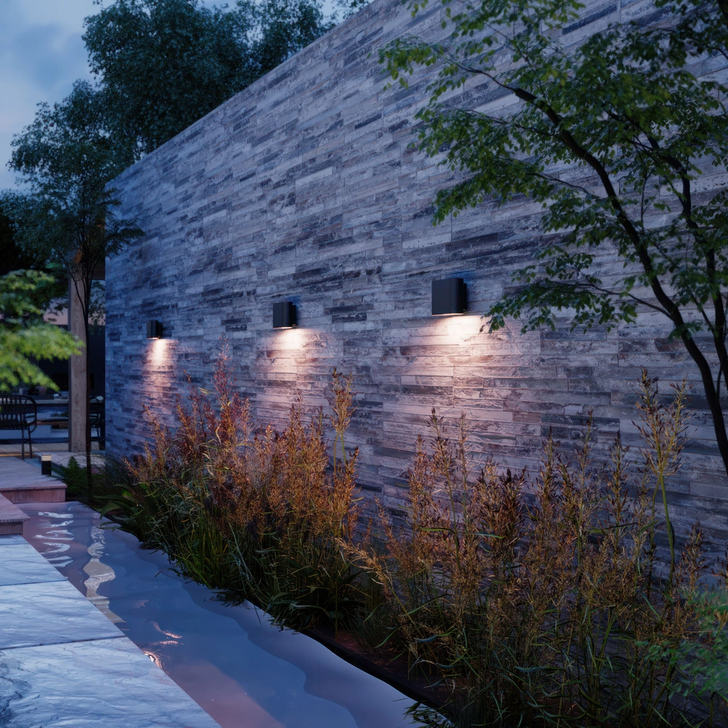 Dymera Vägglampa inom- och utomhus White and Color Ambiance Svart