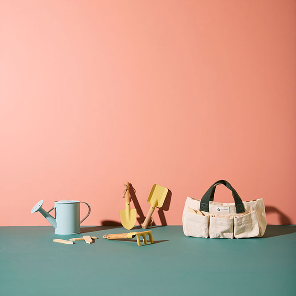 Set med förkläde och redskap KID'S HUB