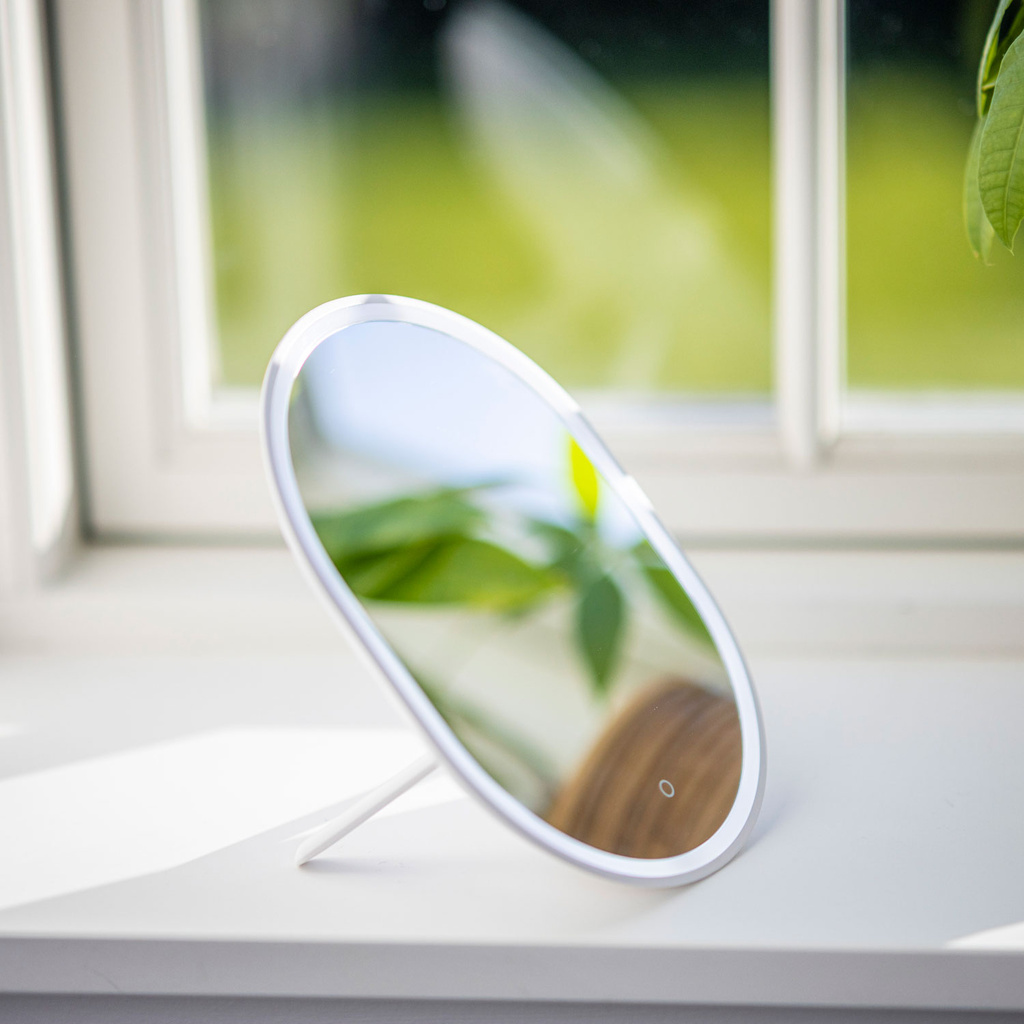 Bathroom Shower Mirror with Magnetic Mount