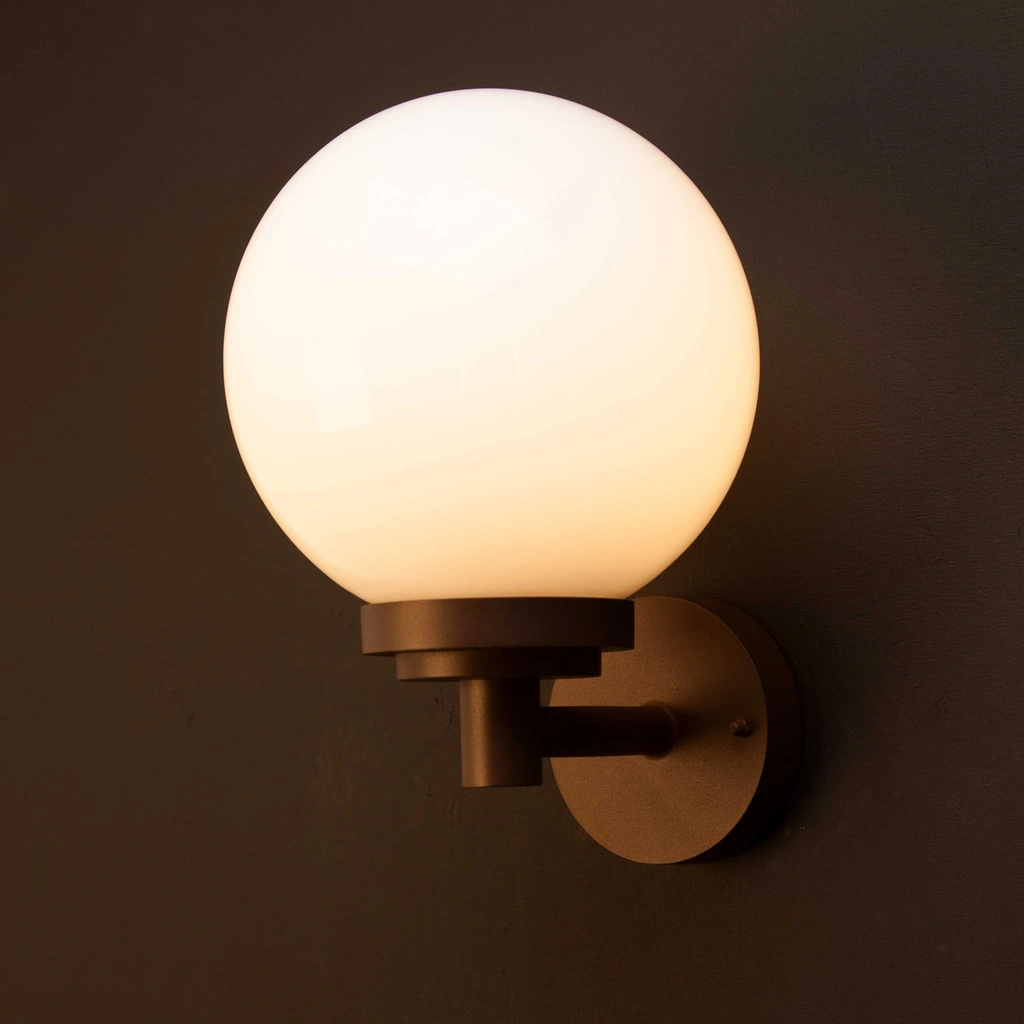 Doro Väggarmatur E27-sockel IP44 Corten