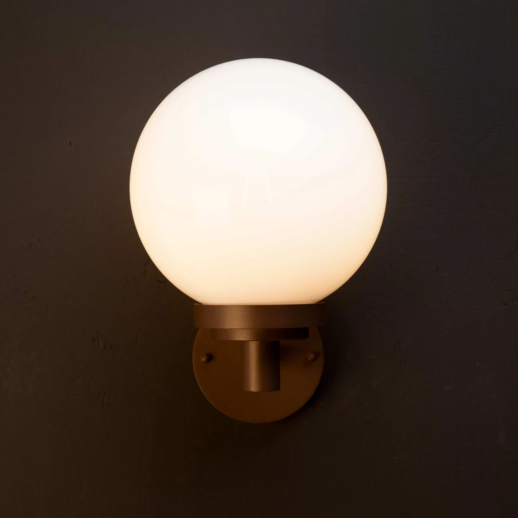 Doro Väggarmatur E27-sockel IP44 Corten