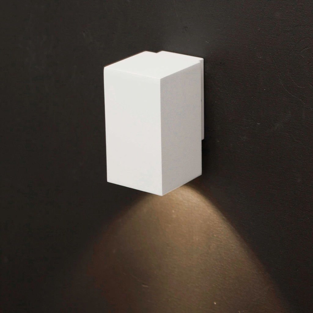 Mathias I Väggarmatur LED IP65 3000K 3W 290lm Vit