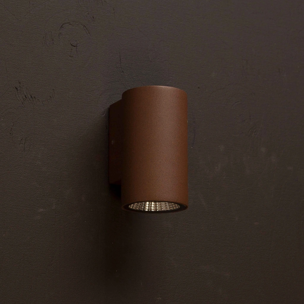 Erik I Väggarmatur LED IP65 3000K 2W 293lm Corten