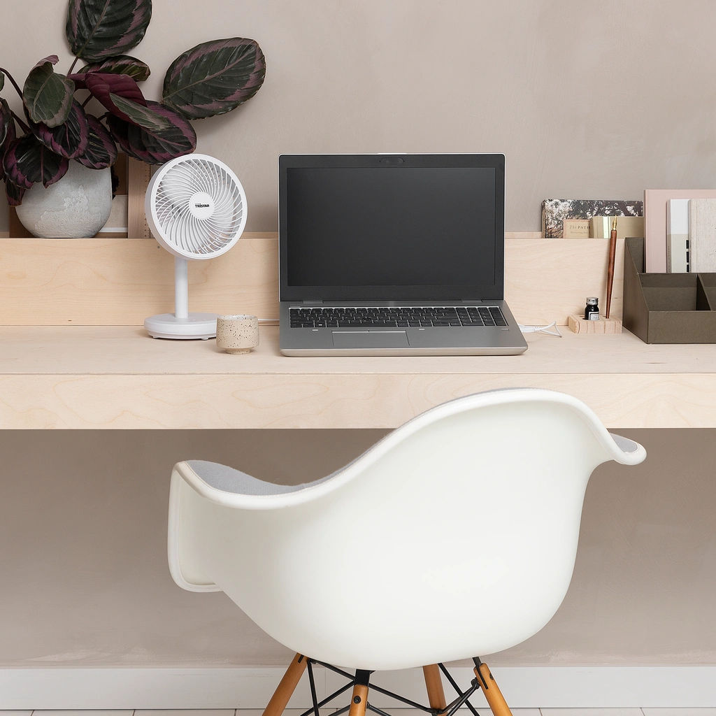 Laddbar Bordsfläkt Vit