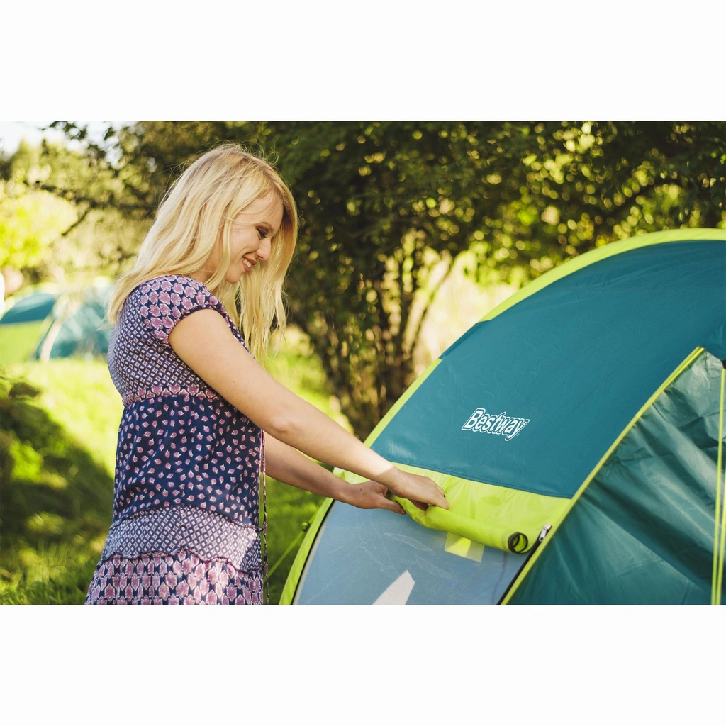 Familjetält Coolmount 4man 2.10m x 2.40m x 1.00m