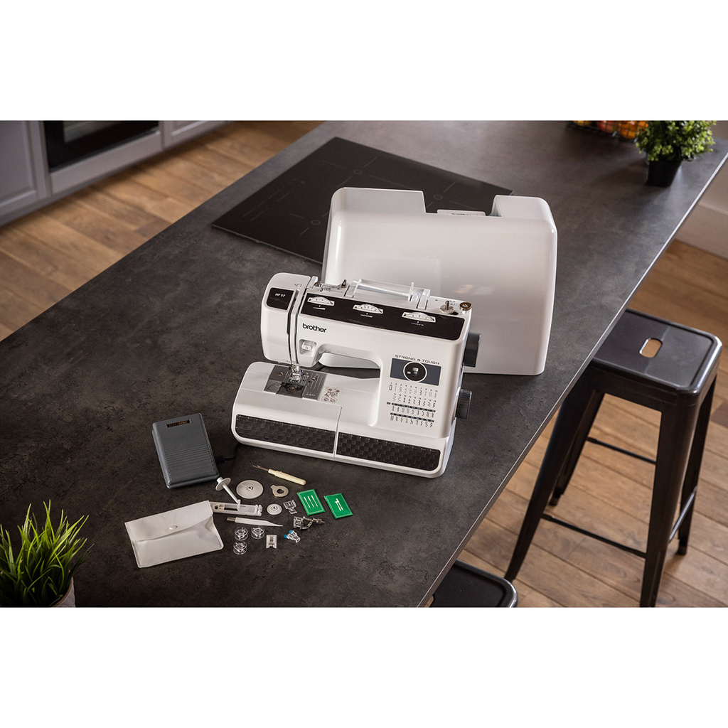 Sewing machine HF27ZW1 ideal for heavy fabrics