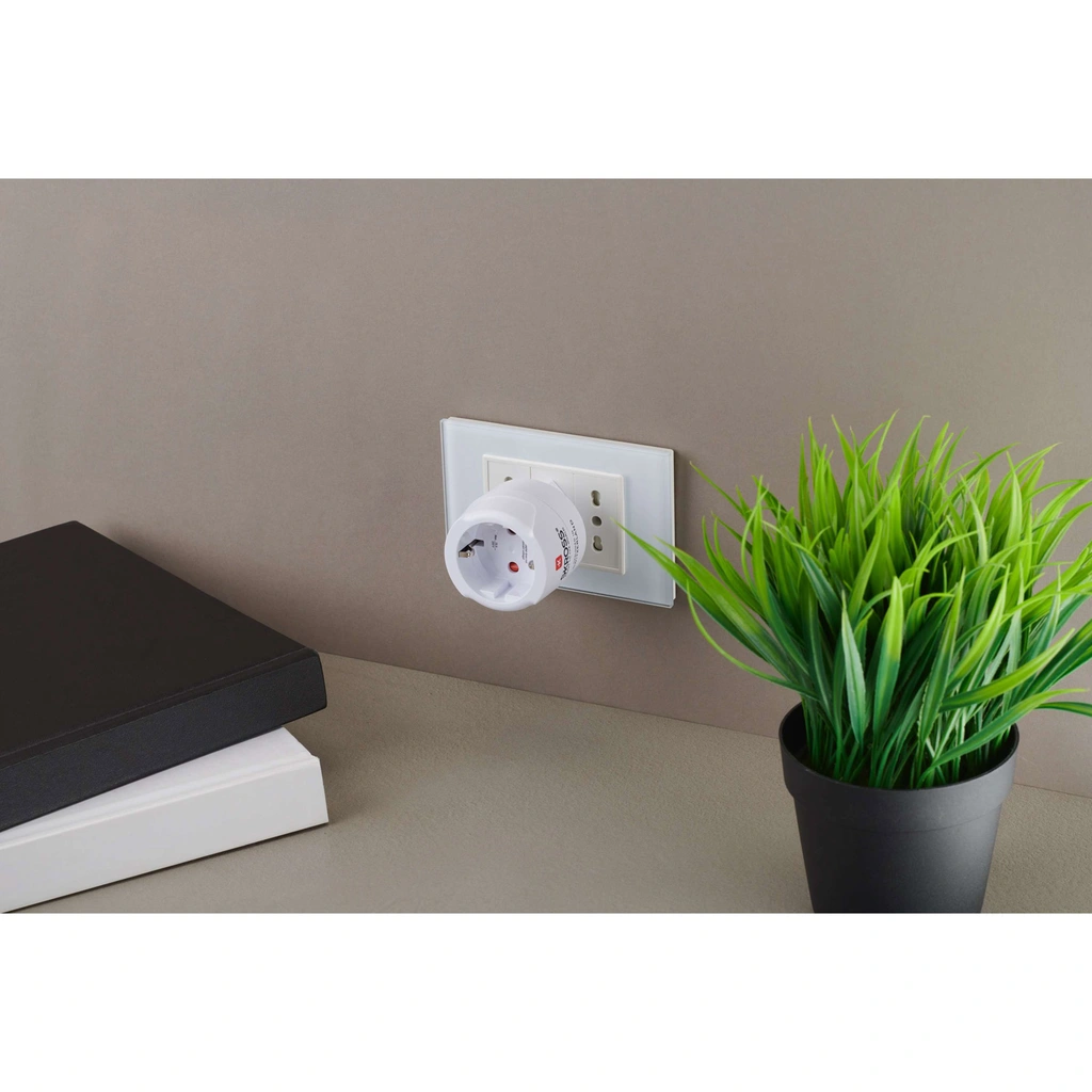 Travel adapter Europe to Switzerland/Italy/Brazil Grounded