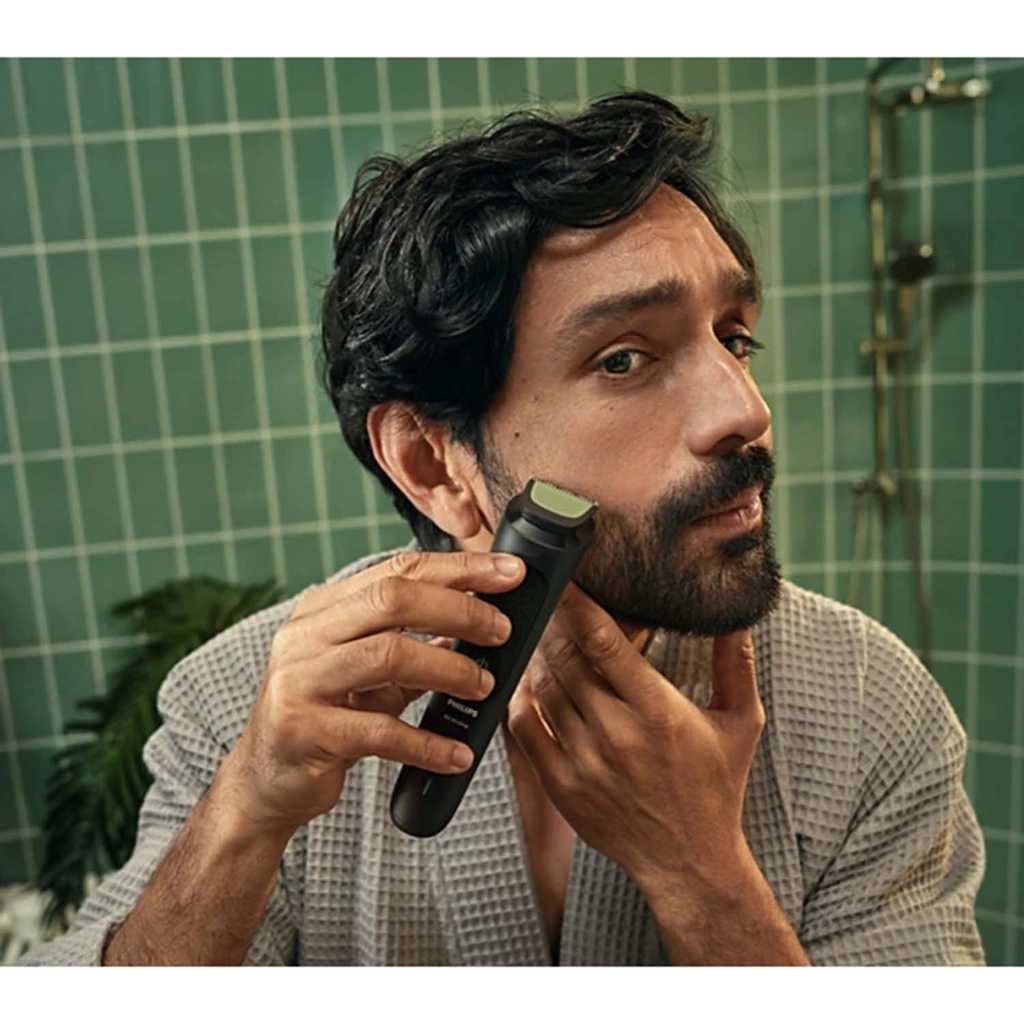 Multigroomer All-in-One 8-i-1 Trimmer MG3940/15