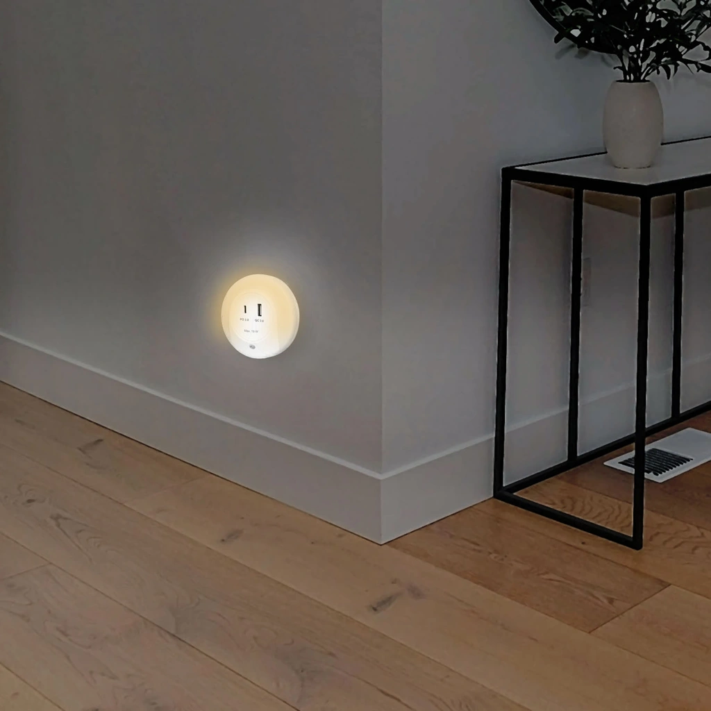 Nattlampa LED skymningssensor Laddare 18W PD QC